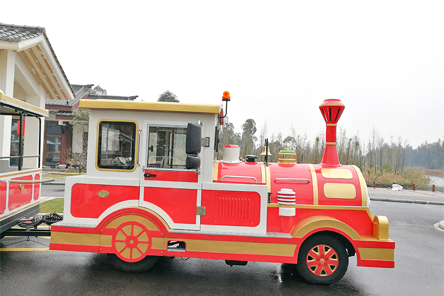 Semi-enclosed carriage 28 elegant large trackless sightseeing train