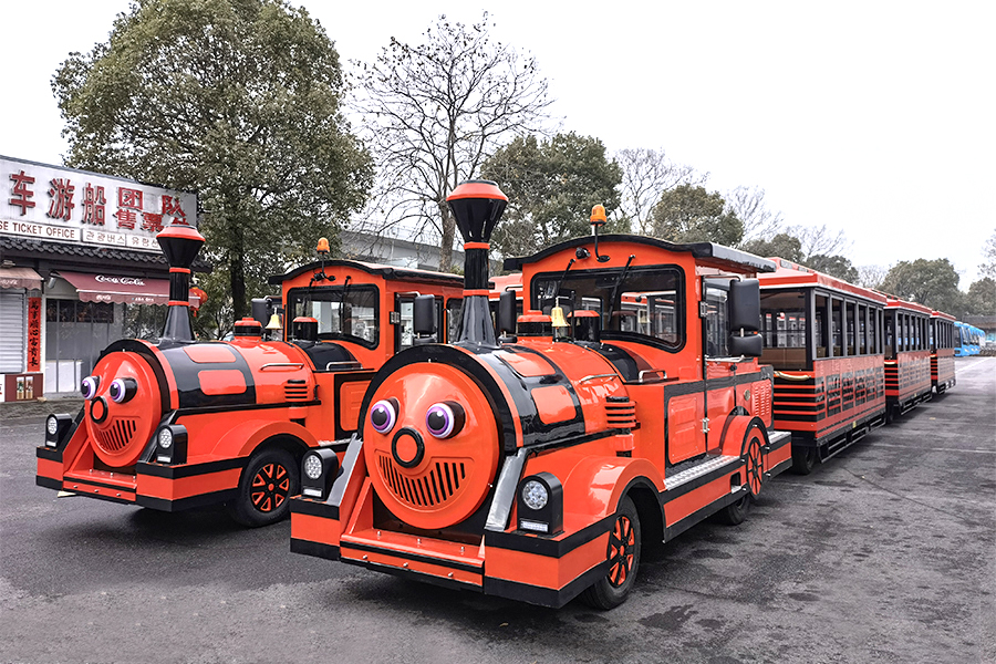 Semi-enclosed 24-seater elegant large trackless sightseeing train