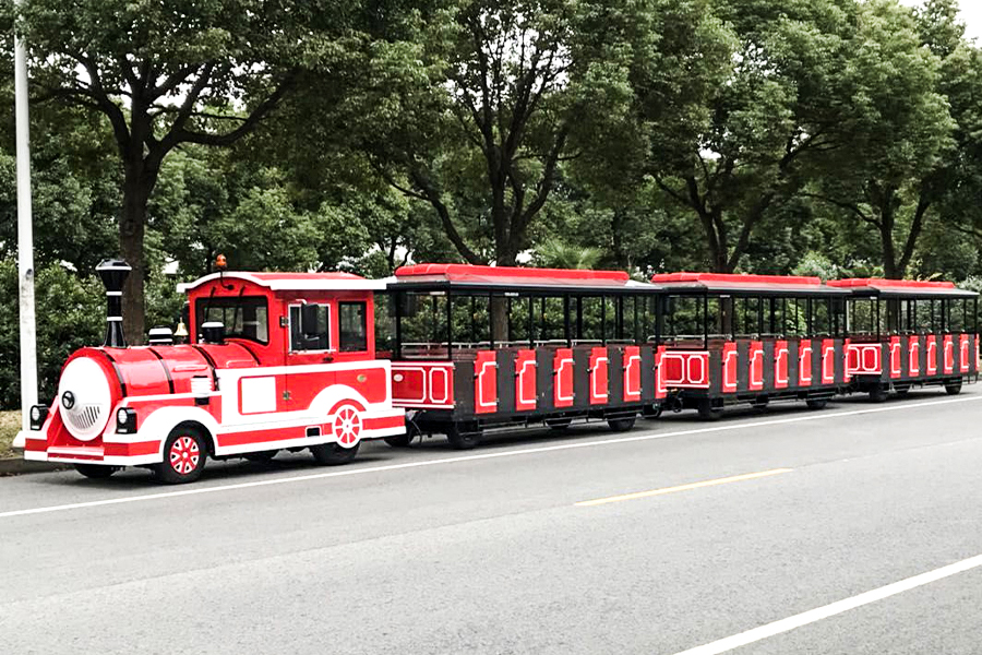Semi-enclosed 24-seater elegant large trackless sightseeing train