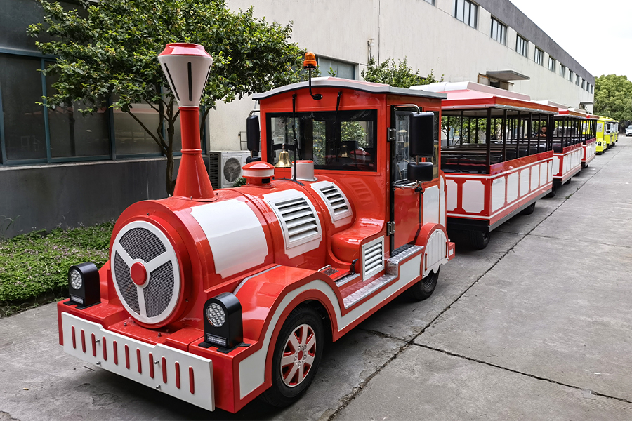 24-seat semi-enclosed carriage classic large trackless sightseeing train