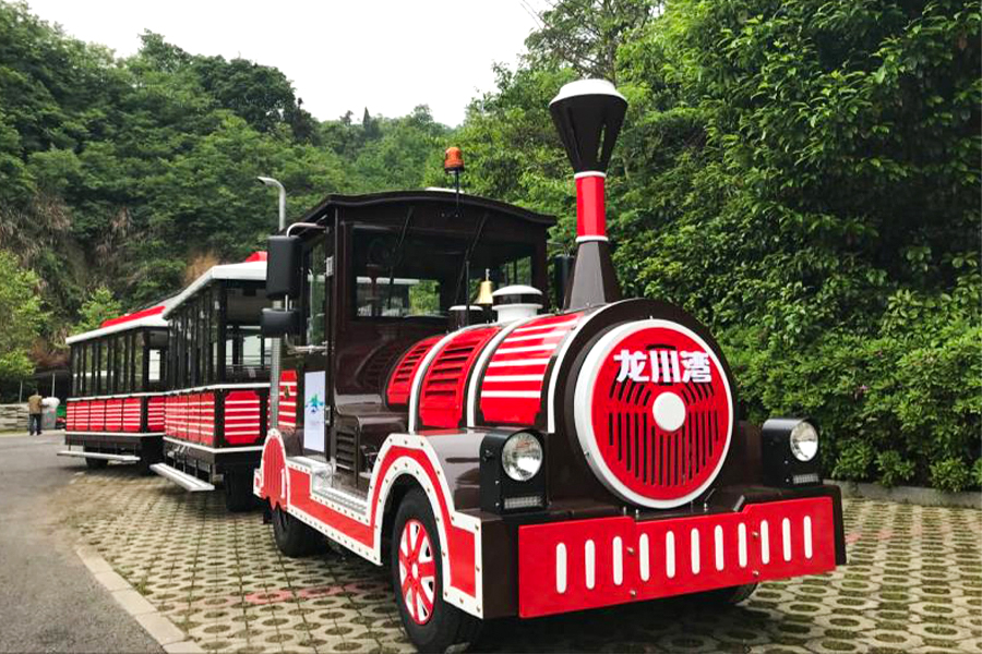 20-seater closed carriage classic large trackless sightseeing train