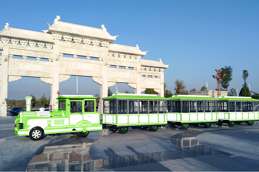 20-seat elegant large-scale trackless sightseeing trains in enclosed carriages