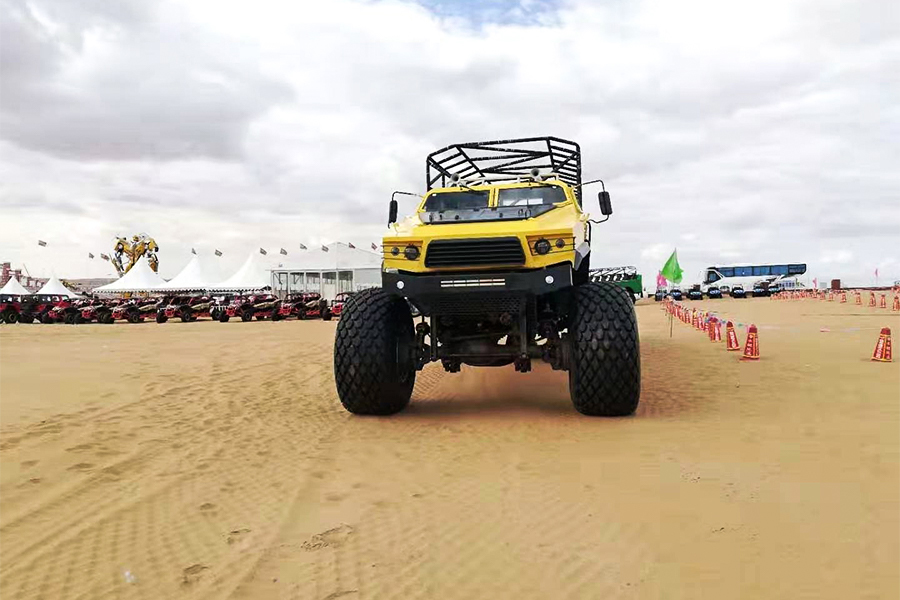 6WD version desert safari truck