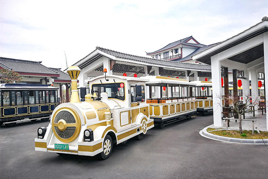 Semi-enclosed carriage 28 elegant large trackless sightseeing train